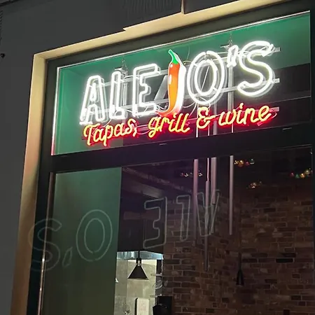 Old Market アパートホテル